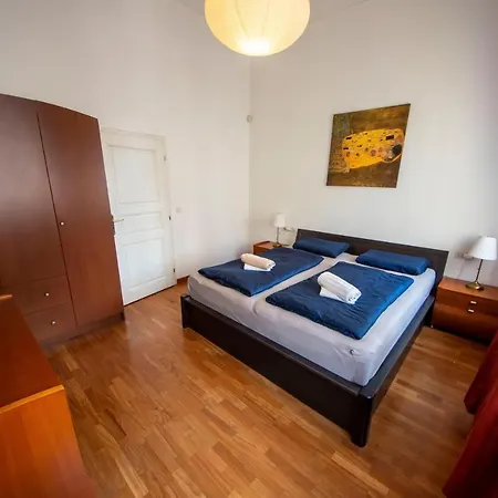 Autentic Platnerska アパート